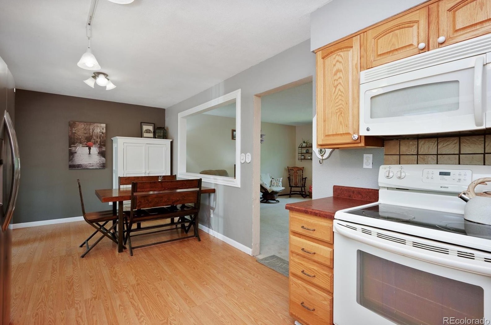 1084 Fremont Cir, Littleton CO 80122-1465 exterior