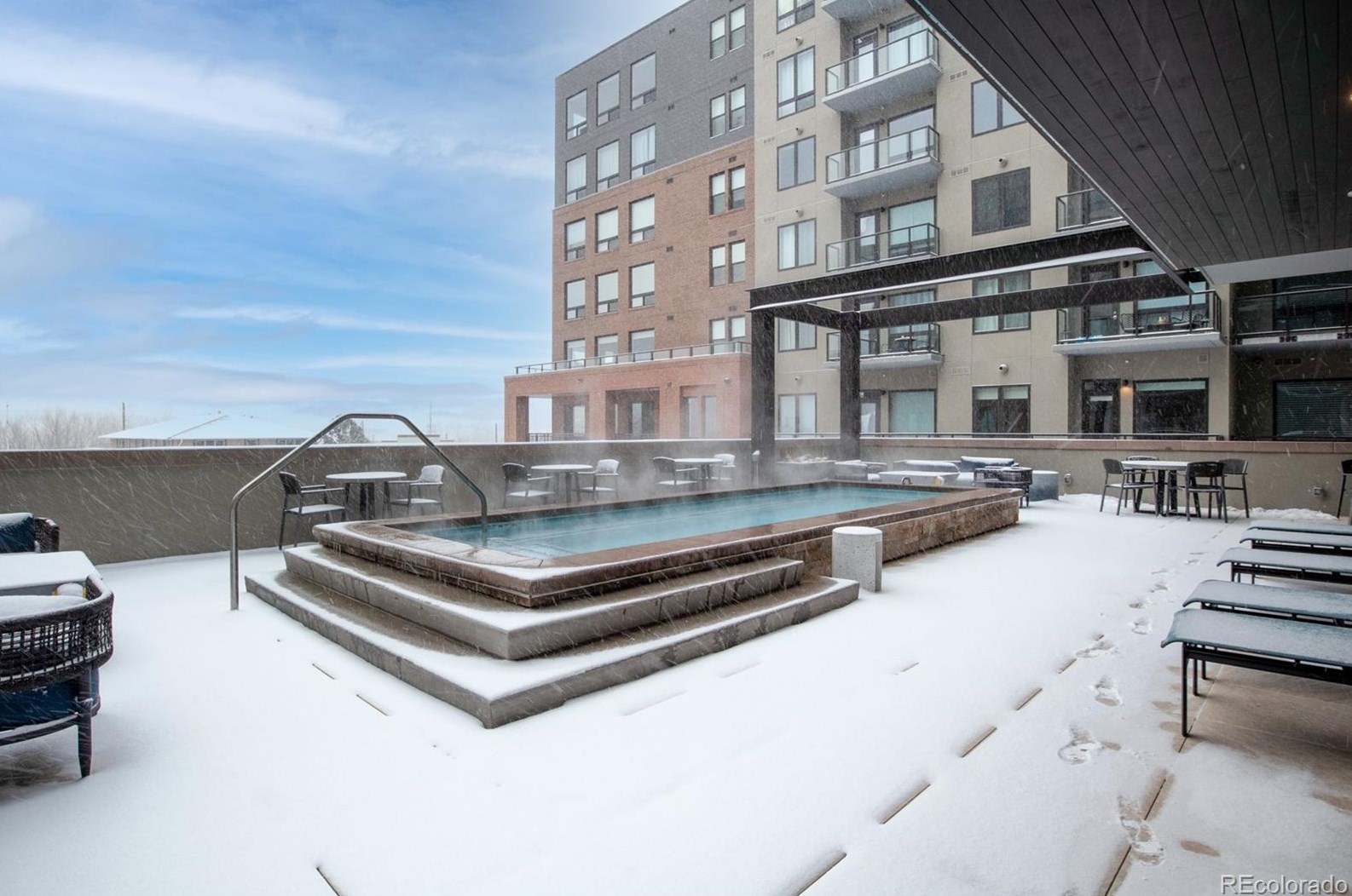 20 Wilcox St, Castle Rock CO  80104-1905 exterior