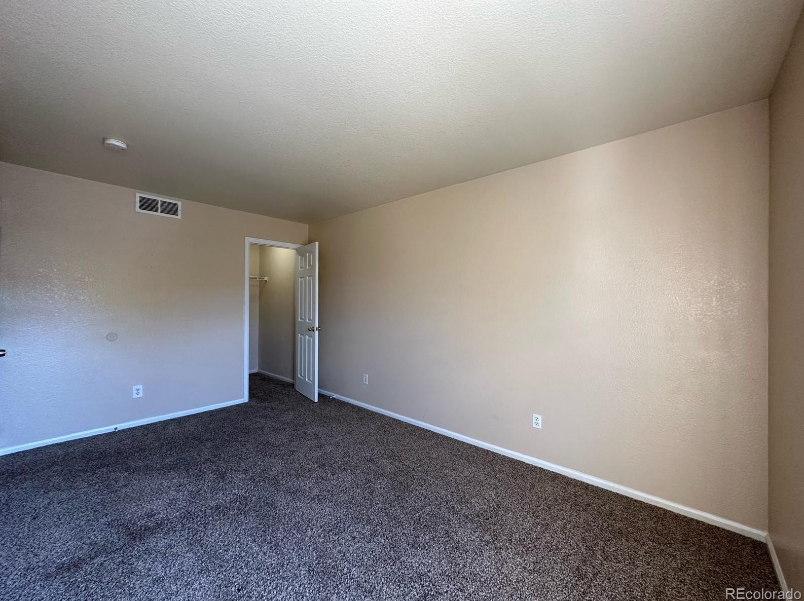 7664 Brown Bear Ct, Littleton CO  80125-8848 exterior