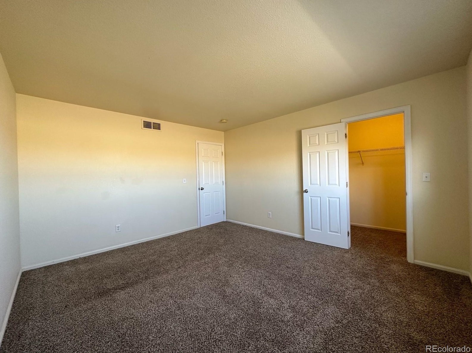 7664 Brown Bear Ct, Littleton CO  80125-8848 exterior