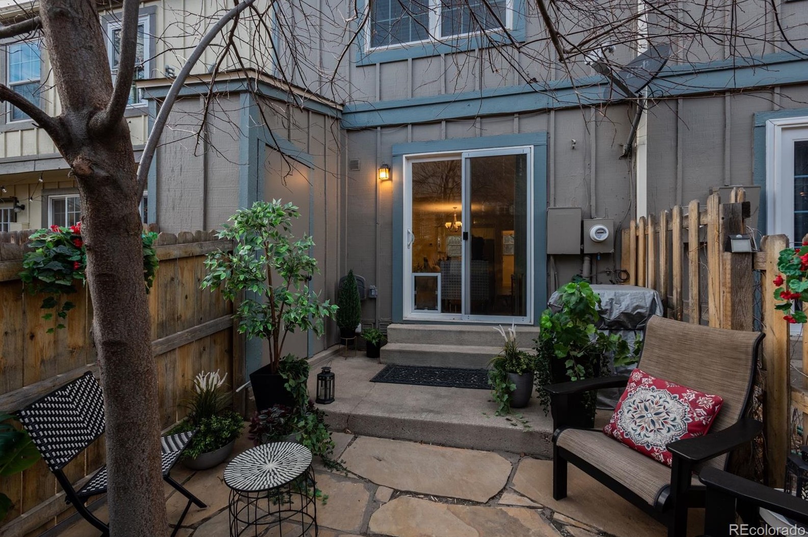 8066 Columbine Ct, Littleton CO  80122-3420 exterior