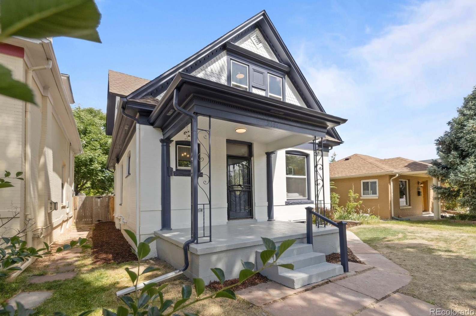 2426 Race St, Denver CO  80205-5644 exterior