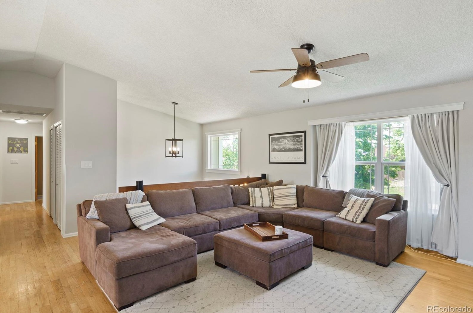 3060 Rhapsody Dr, Colorado Springs CO 80920-4047 exterior