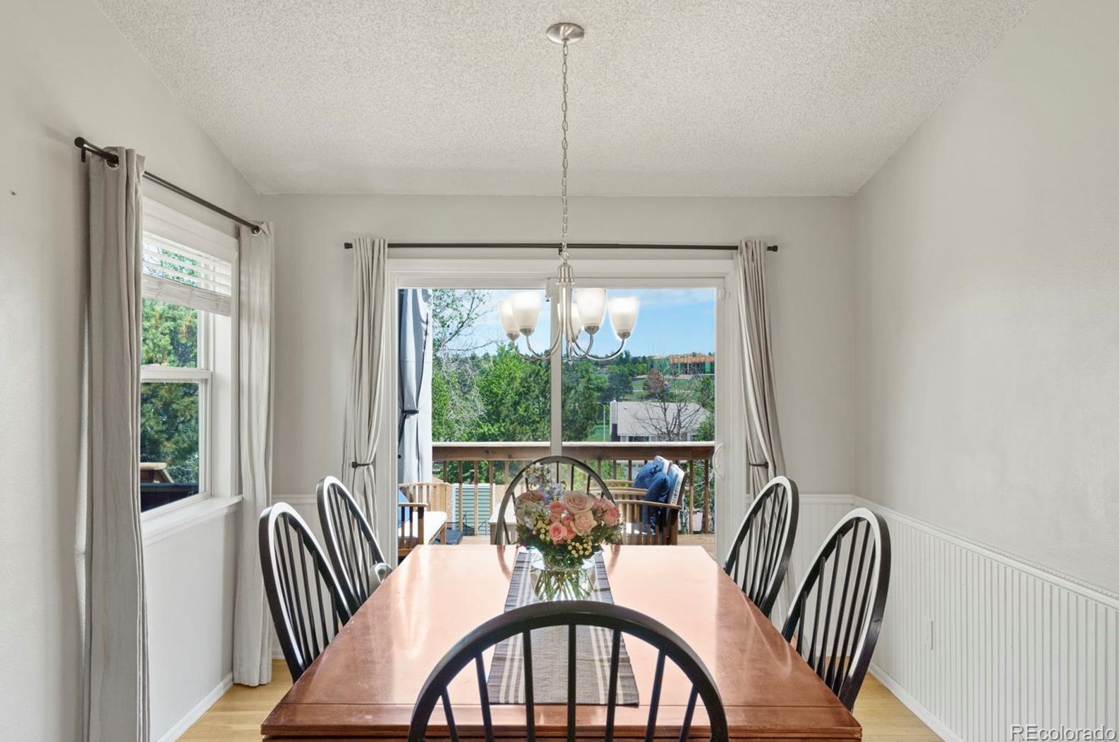 3060 Rhapsody Dr, Colorado Springs CO 80920-4047 exterior