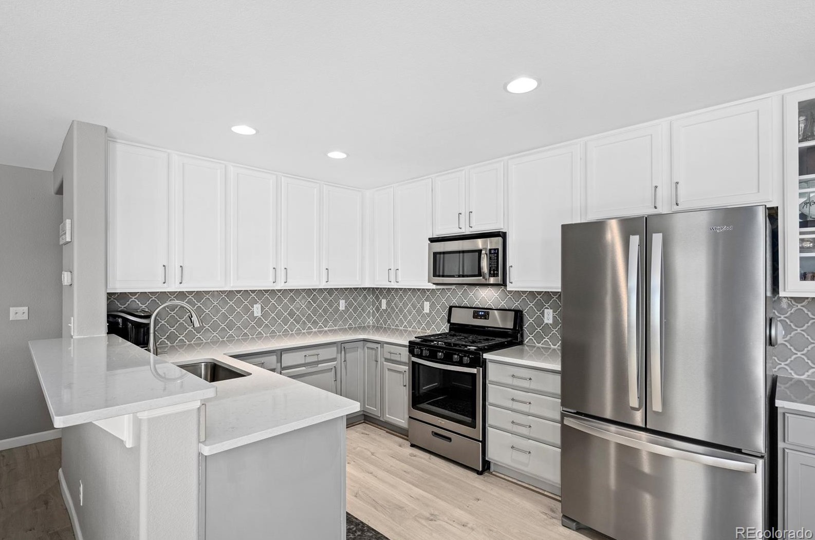 6057 Wescroft Ave, Castle Rock CO  80104-5267 exterior