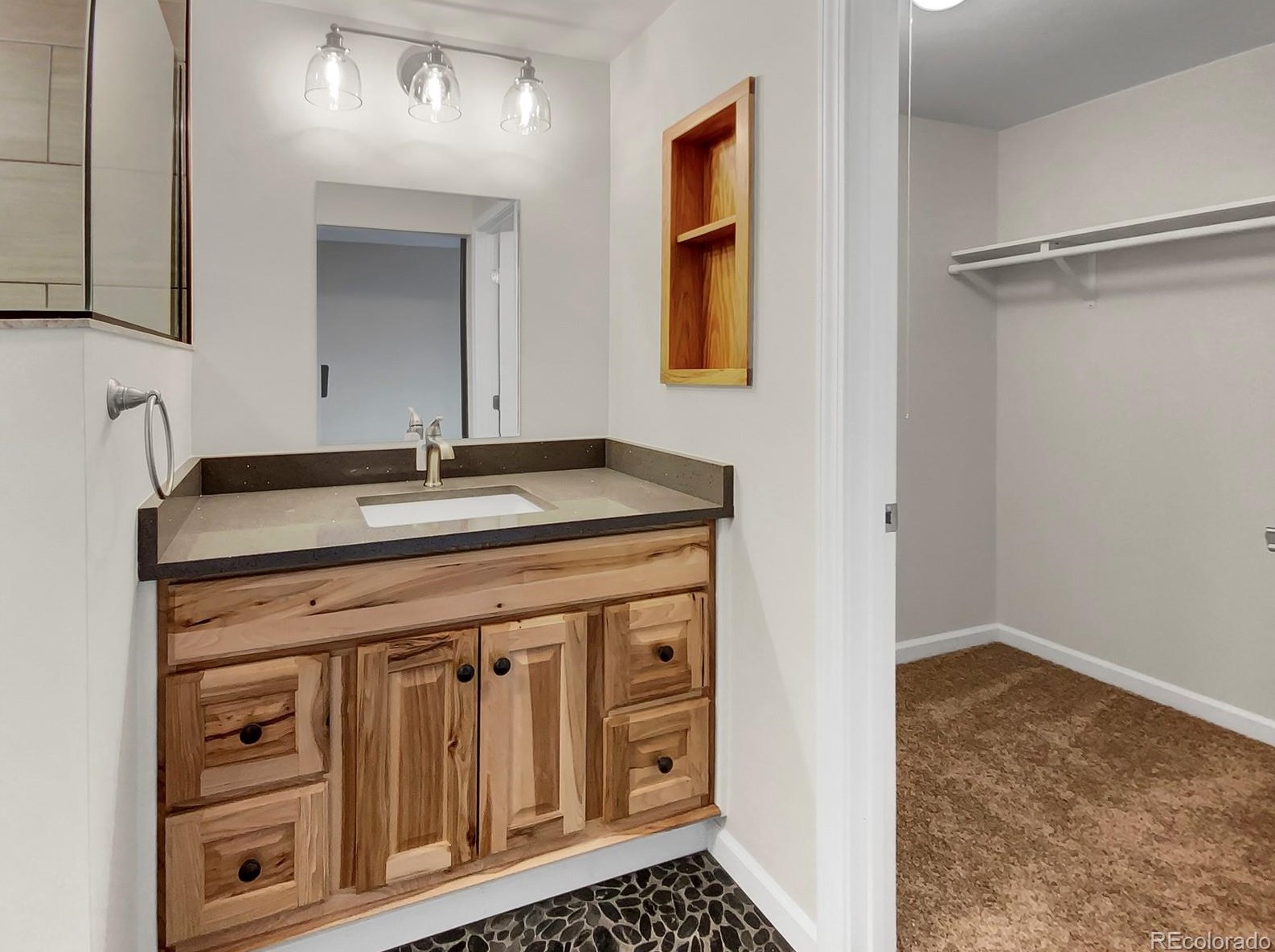 8164 Carr Cir, Arvada CO  80005-2417 exterior