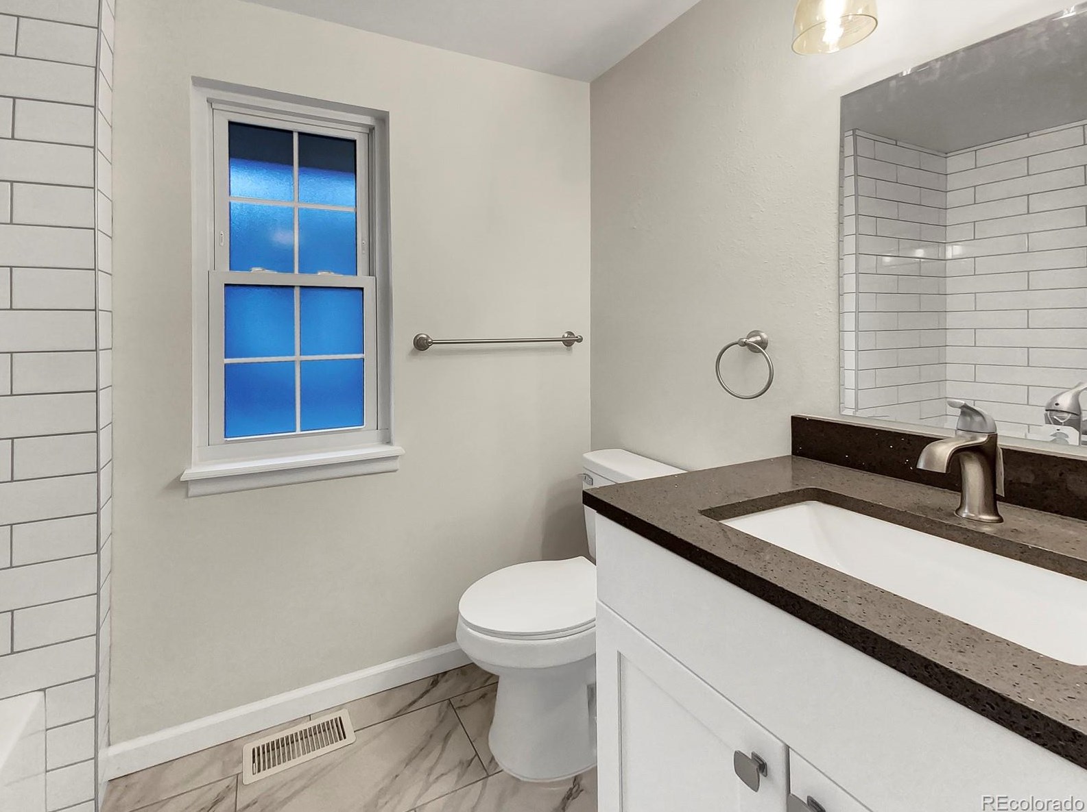 8164 Carr Cir, Arvada CO  80005-2417 exterior