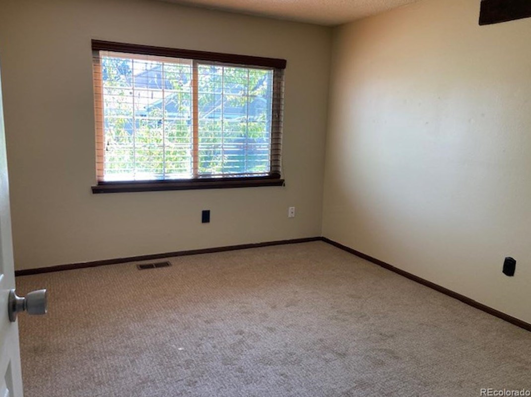 2678 Easter Ave, Littleton CO 80122-1385 exterior