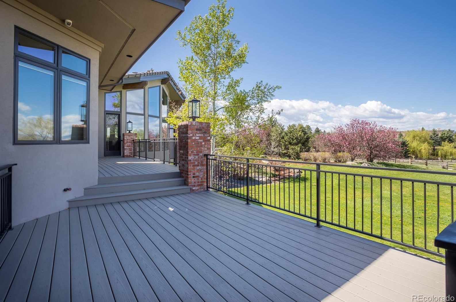 3801 Garden Ave, Littleton CO  80121-1804 exterior