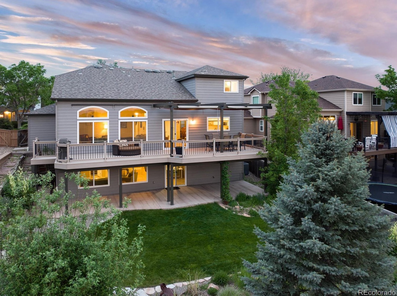 10054 Silver Maple Cir, Littleton CO 80129-5421 exterior