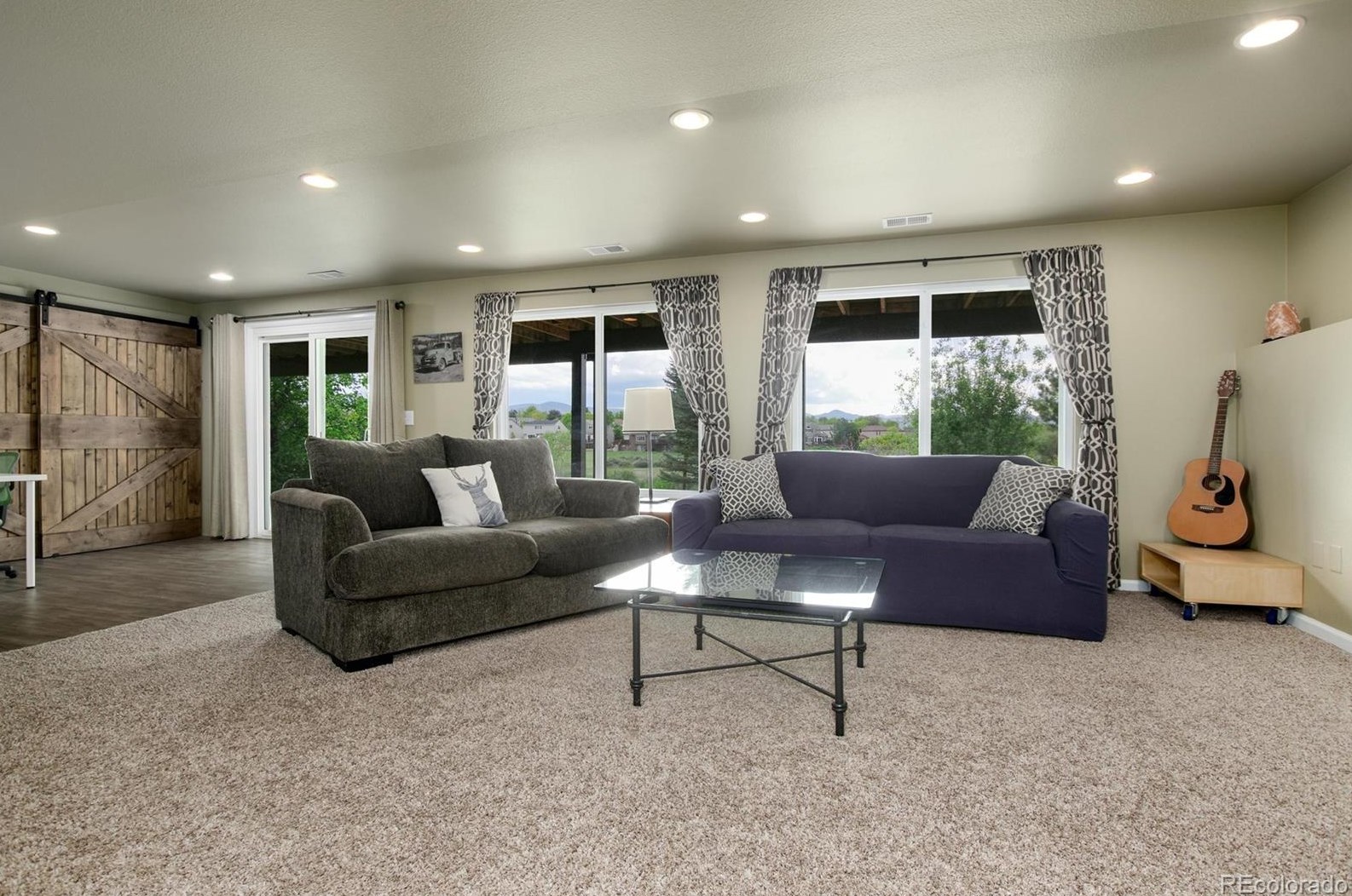 10054 Silver Maple Cir, Littleton CO 80129-5421 exterior