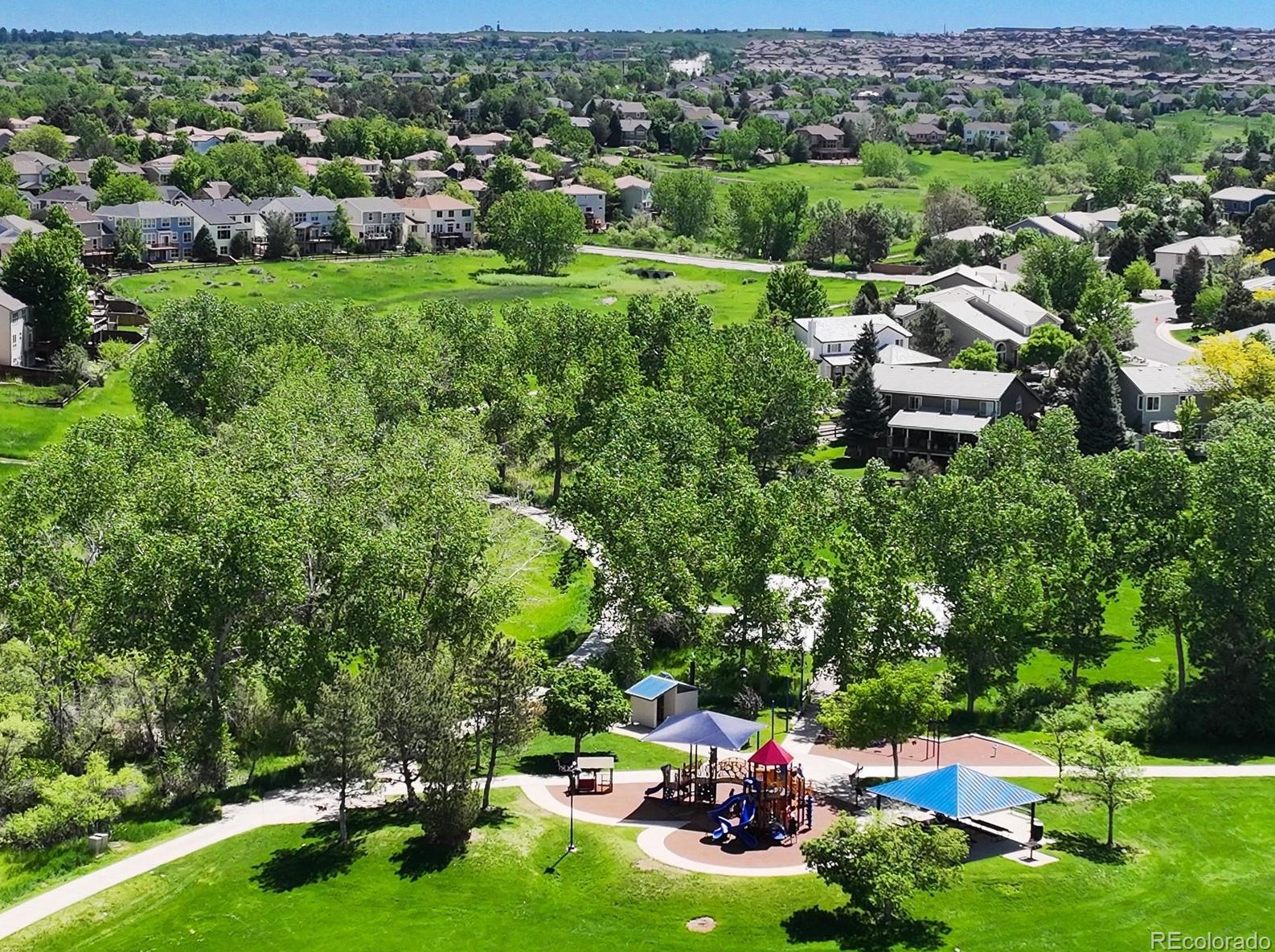 10054 Silver Maple Cir, Littleton CO 80129-5421 exterior