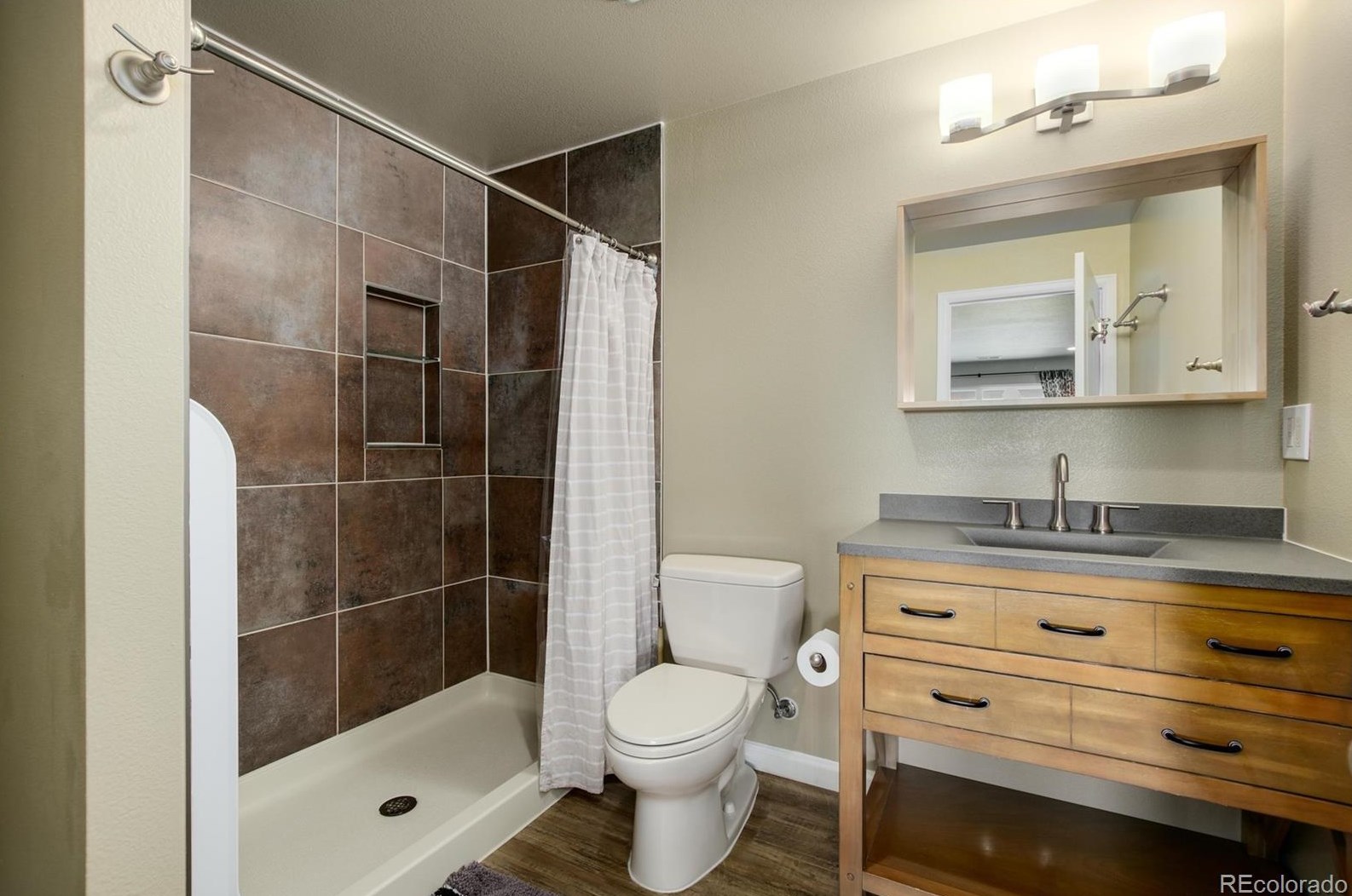 10054 Silver Maple Cir, Littleton CO 80129-5421 exterior