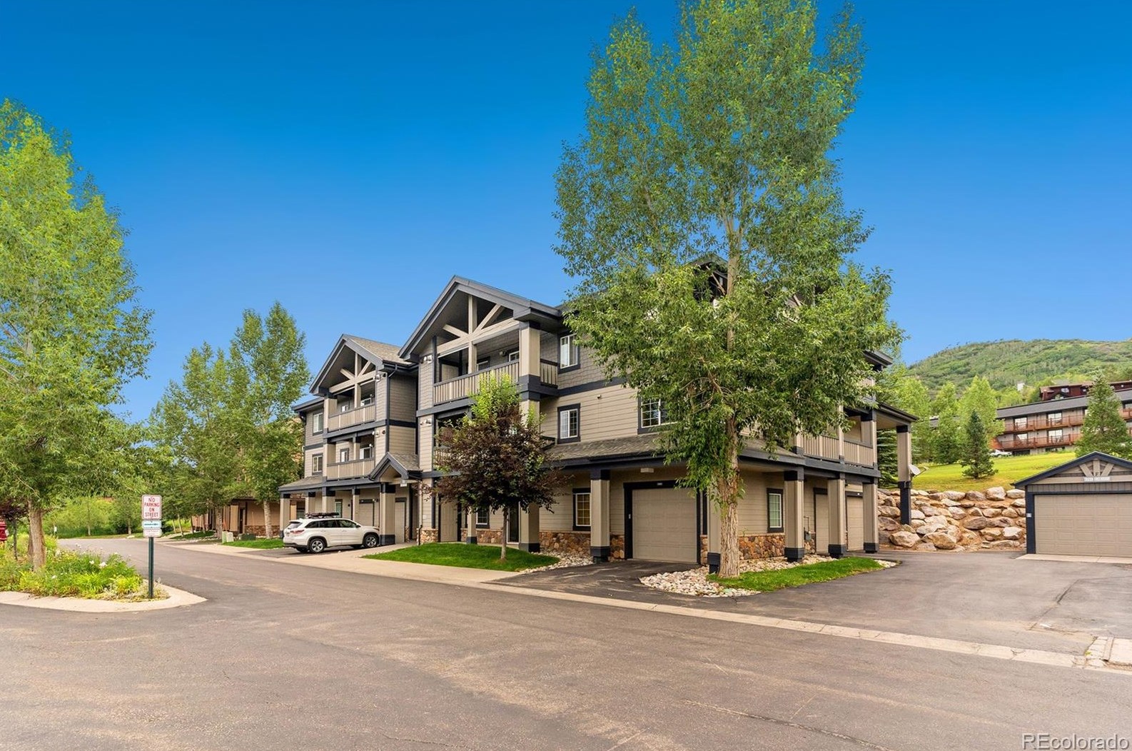 3325 Columbine Dr, Steamboat Springs CO 80487-2406 exterior