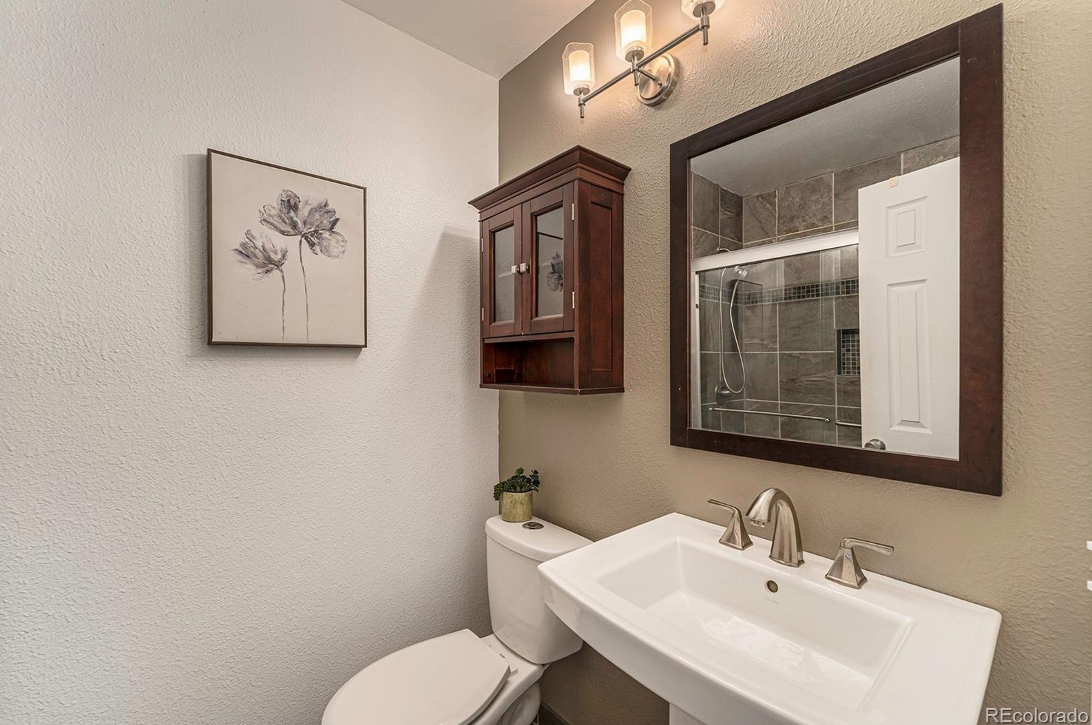 8642 Carr Loop, Arvada CO  80005-1572 exterior