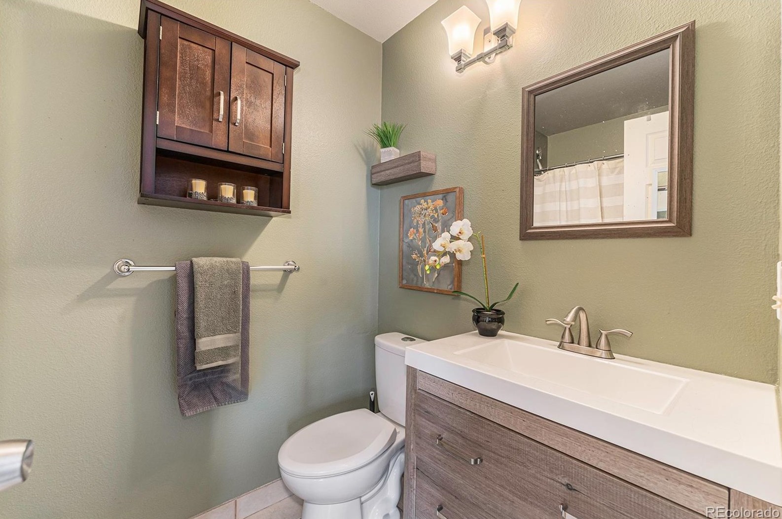 8642 Carr Loop, Arvada CO  80005-1572 exterior