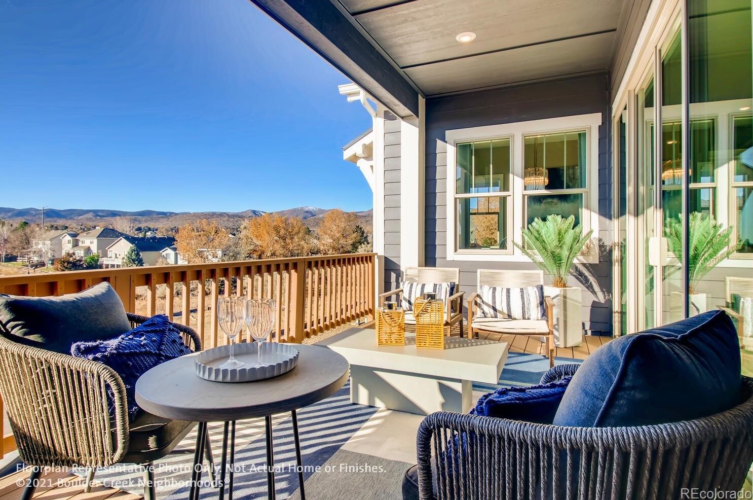 10352 Cooper Dr, Littleton CO 80127-4863 exterior