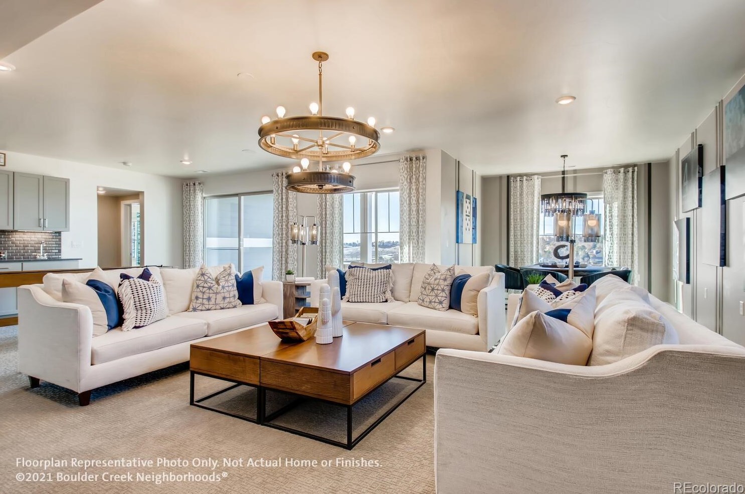 10352 Cooper Dr, Littleton CO 80127-4863 exterior