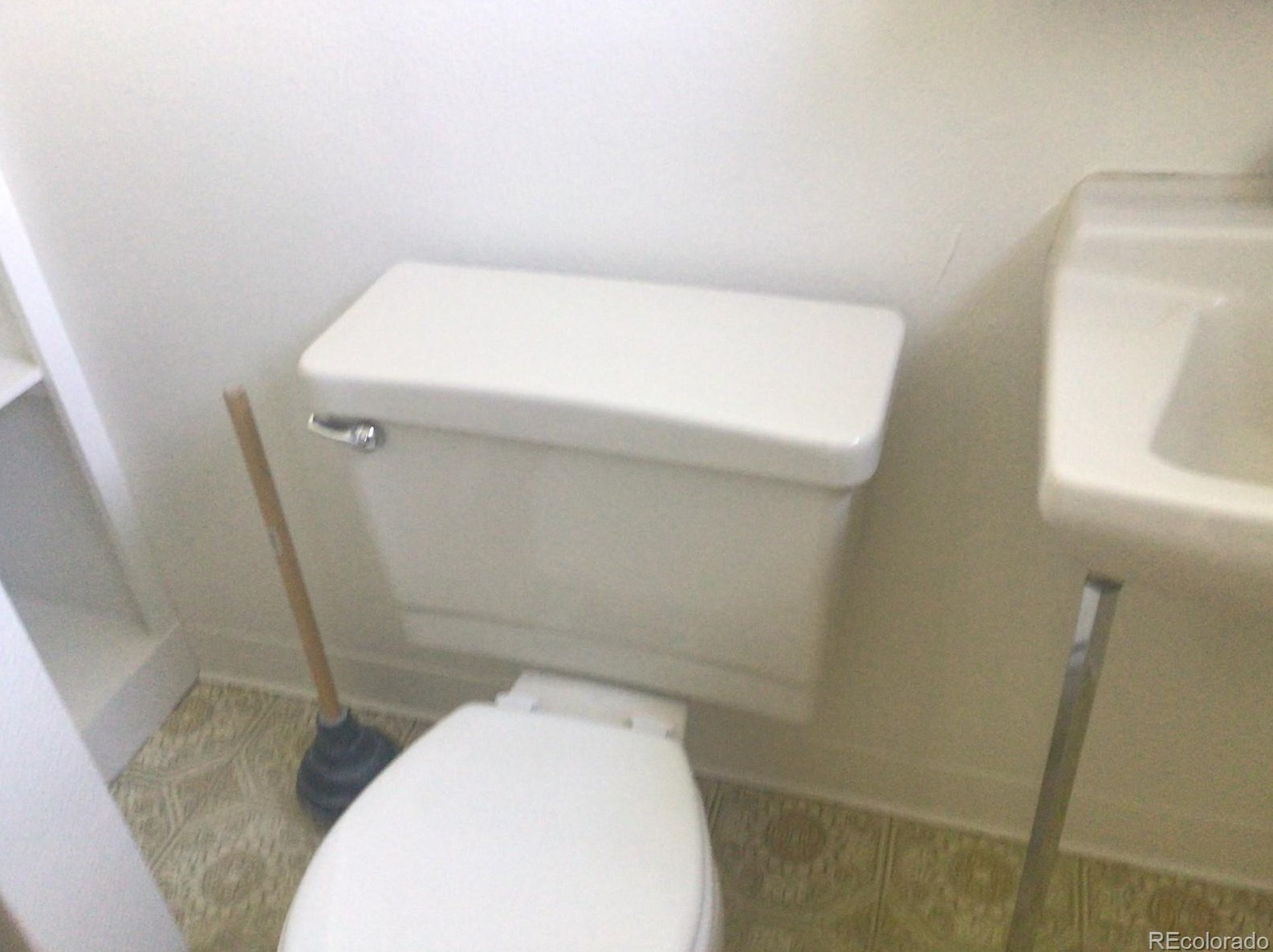 5847 Newcombe Ct, Arvada CO  80004-4720 exterior