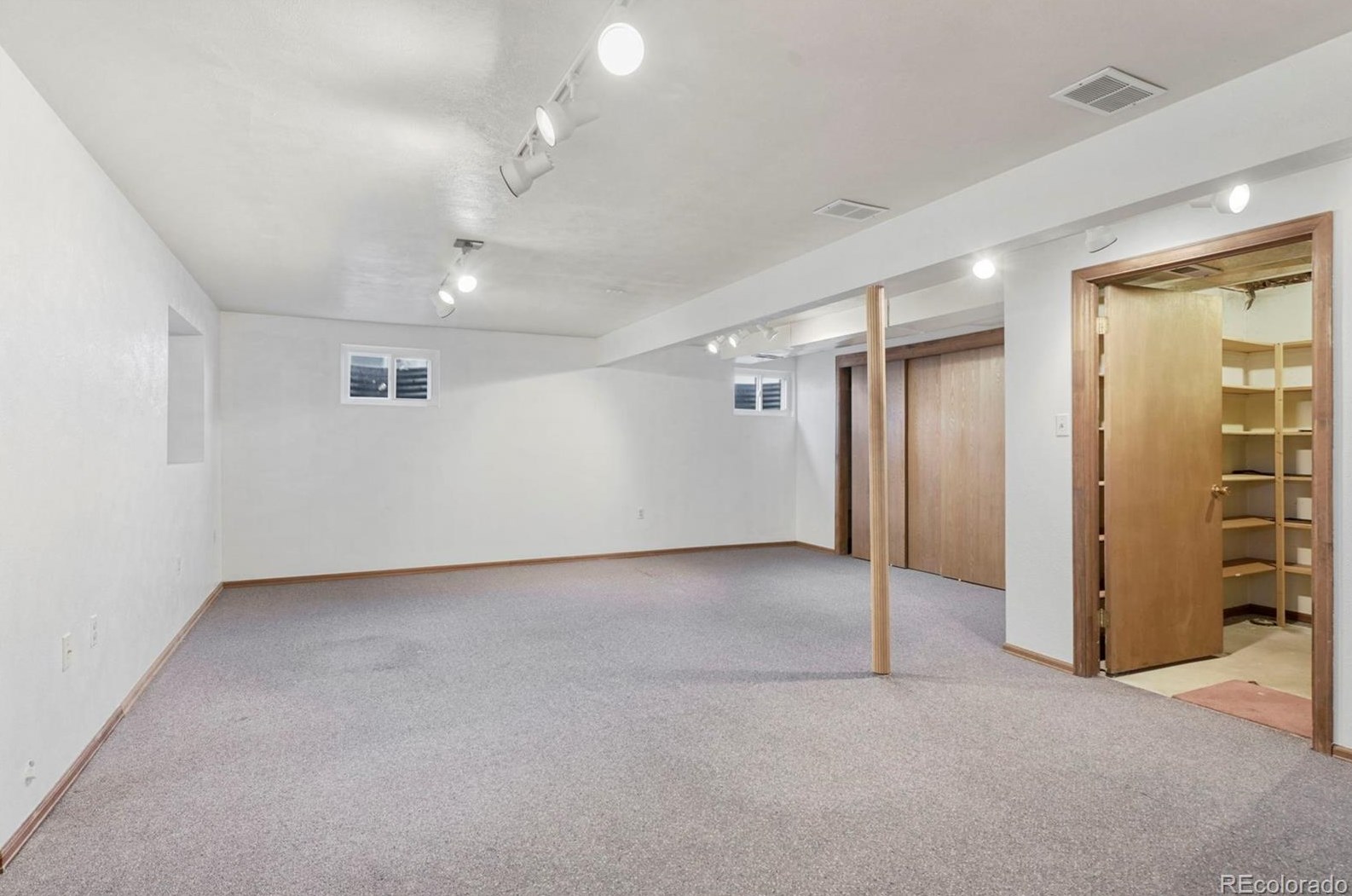 6833 Coors St, Arvada CO  80004-1152 exterior