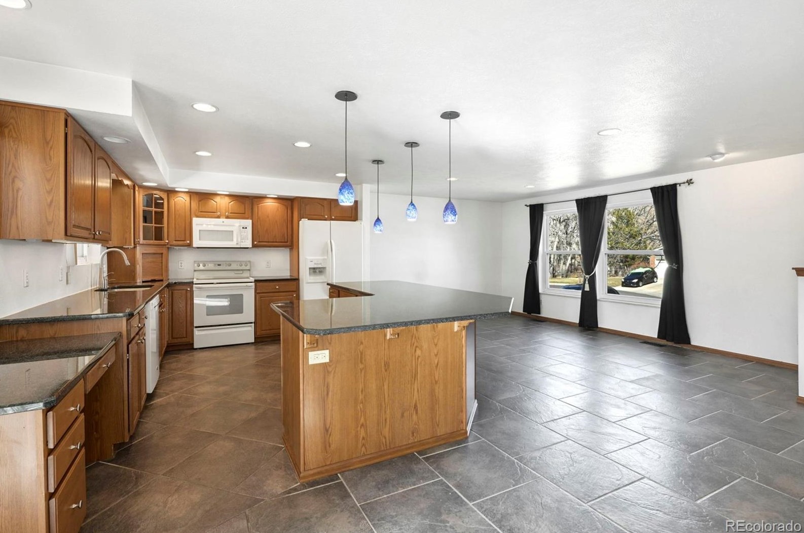 6833 Coors St, Arvada CO  80004-1152 exterior