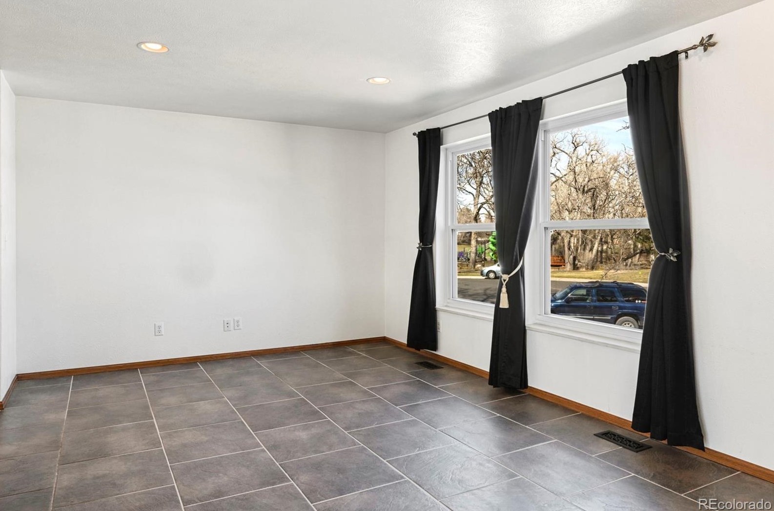 6833 Coors St, Arvada CO  80004-1152 exterior