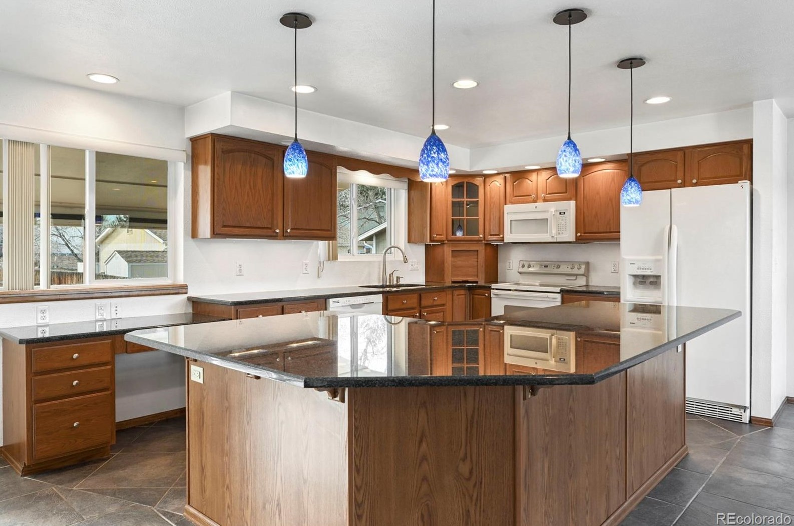 6833 Coors St, Arvada CO  80004-1152 exterior