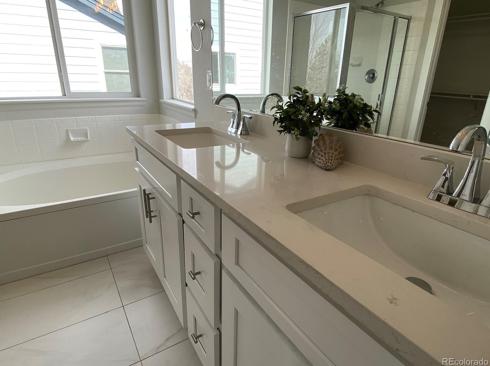 8752 Carr Way, Littleton CO  80128-6965 exterior