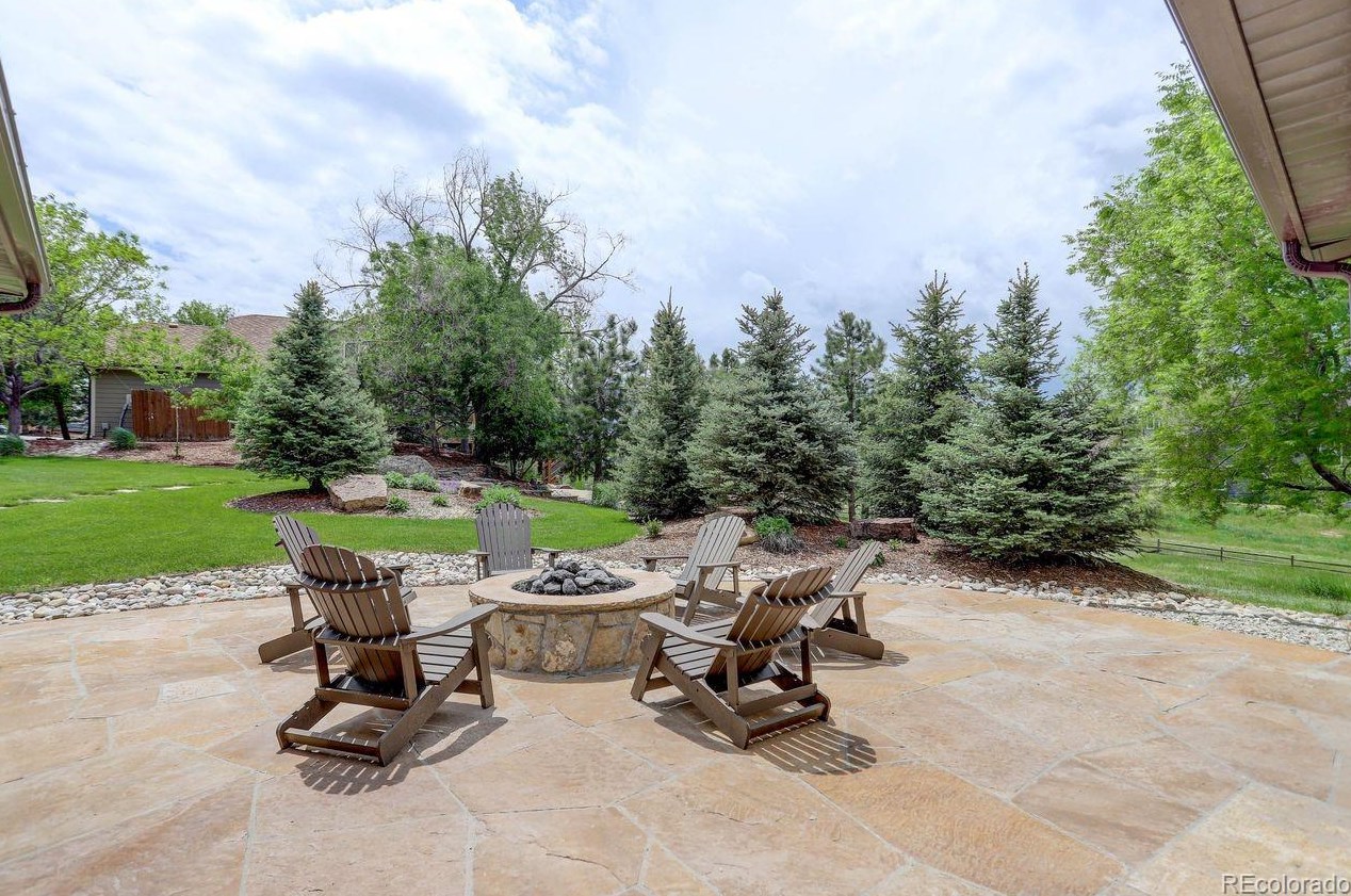 6803 Chatfield Ln, Littleton CO 80125-9612 exterior