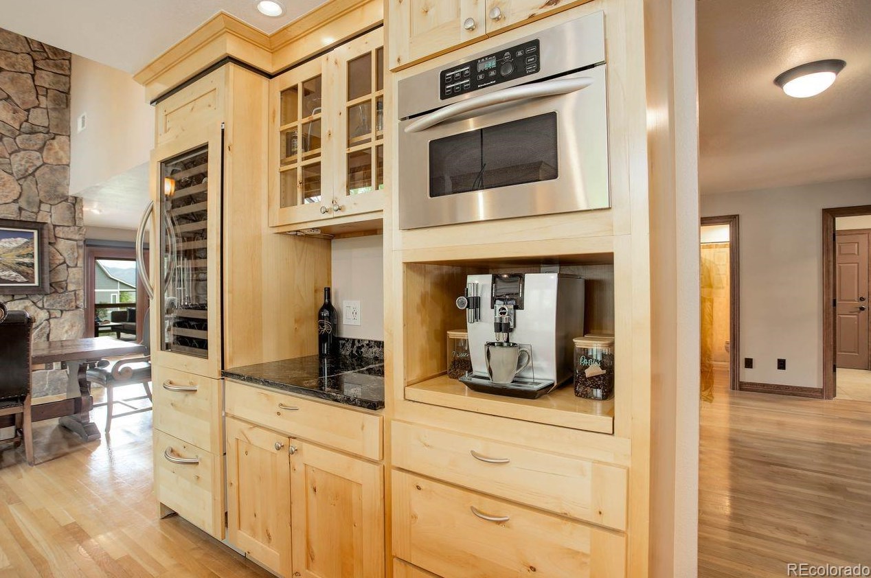 6803 Chatfield Ln, Littleton CO 80125-9612 exterior