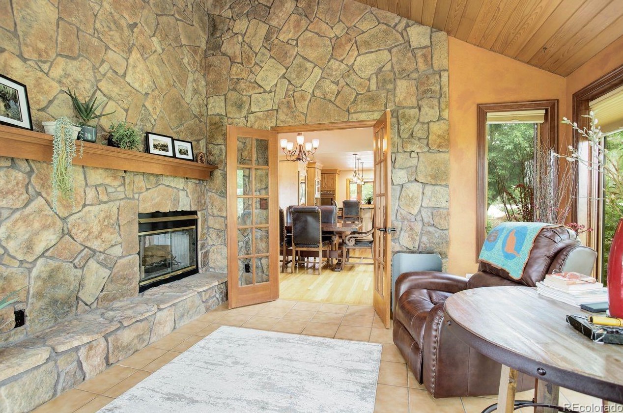 6803 Chatfield Ln, Littleton CO 80125-9612 exterior