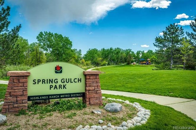 2016 Ashwood Pl, Littleton CO 80129-6320 exterior