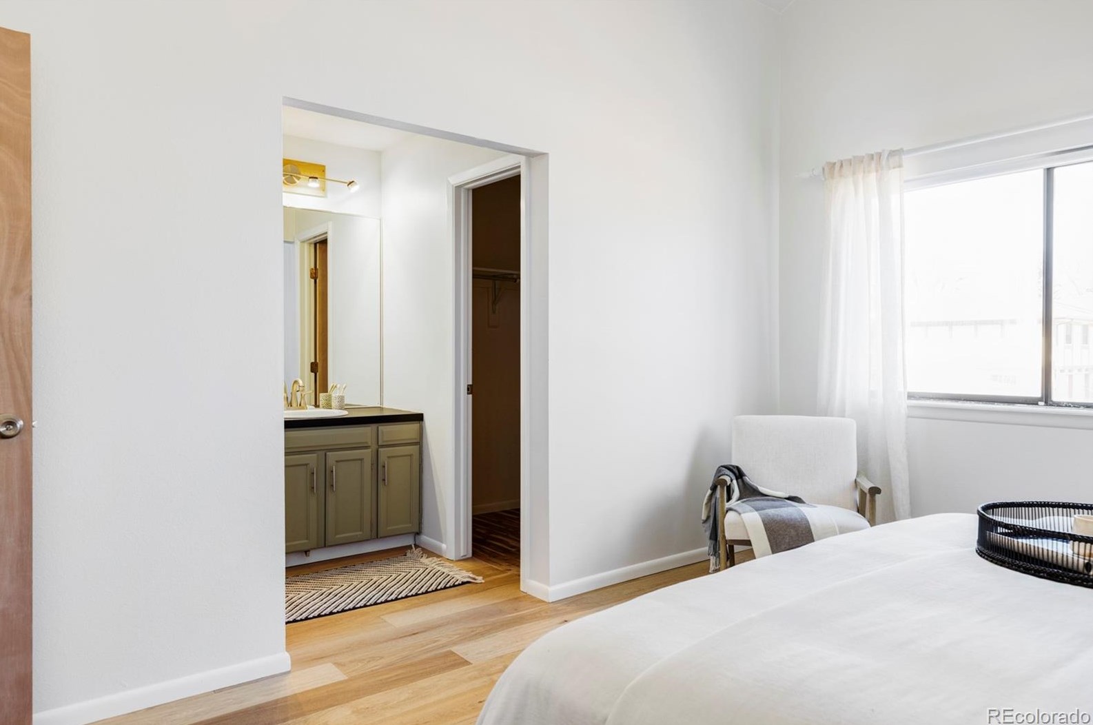 8174 Field Cir, Arvada CO  80005-2440 exterior