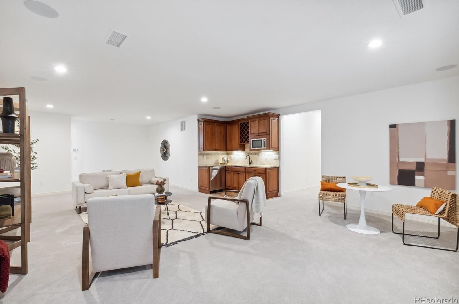 10718 Manorstone Dr, Littleton CO  80126-5718 exterior