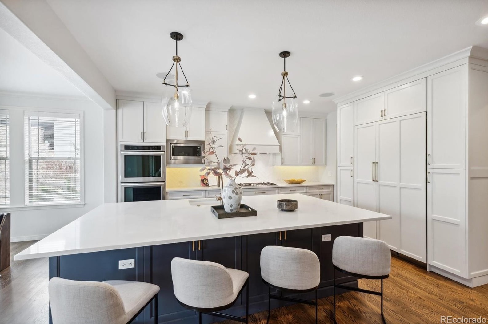 10718 Manorstone Dr, Littleton CO  80126-5718 exterior