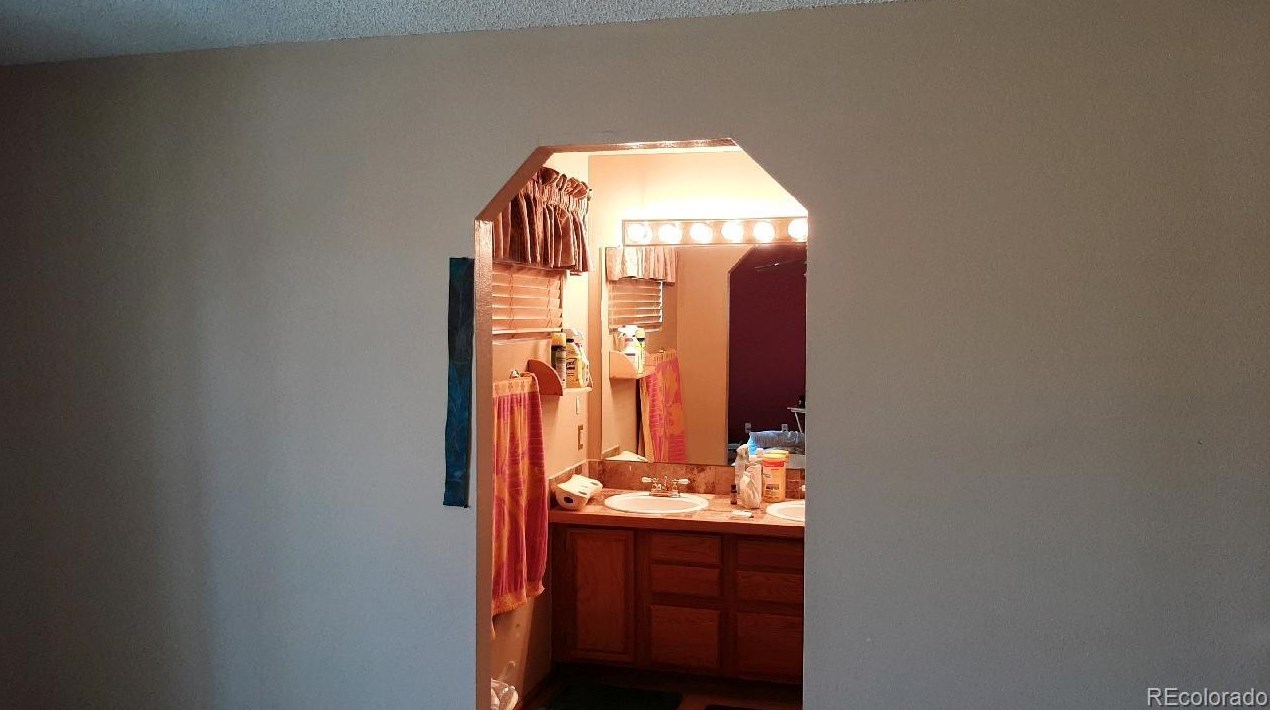 62 Heritage Ave, Castle Rock CO 80104-8823 exterior