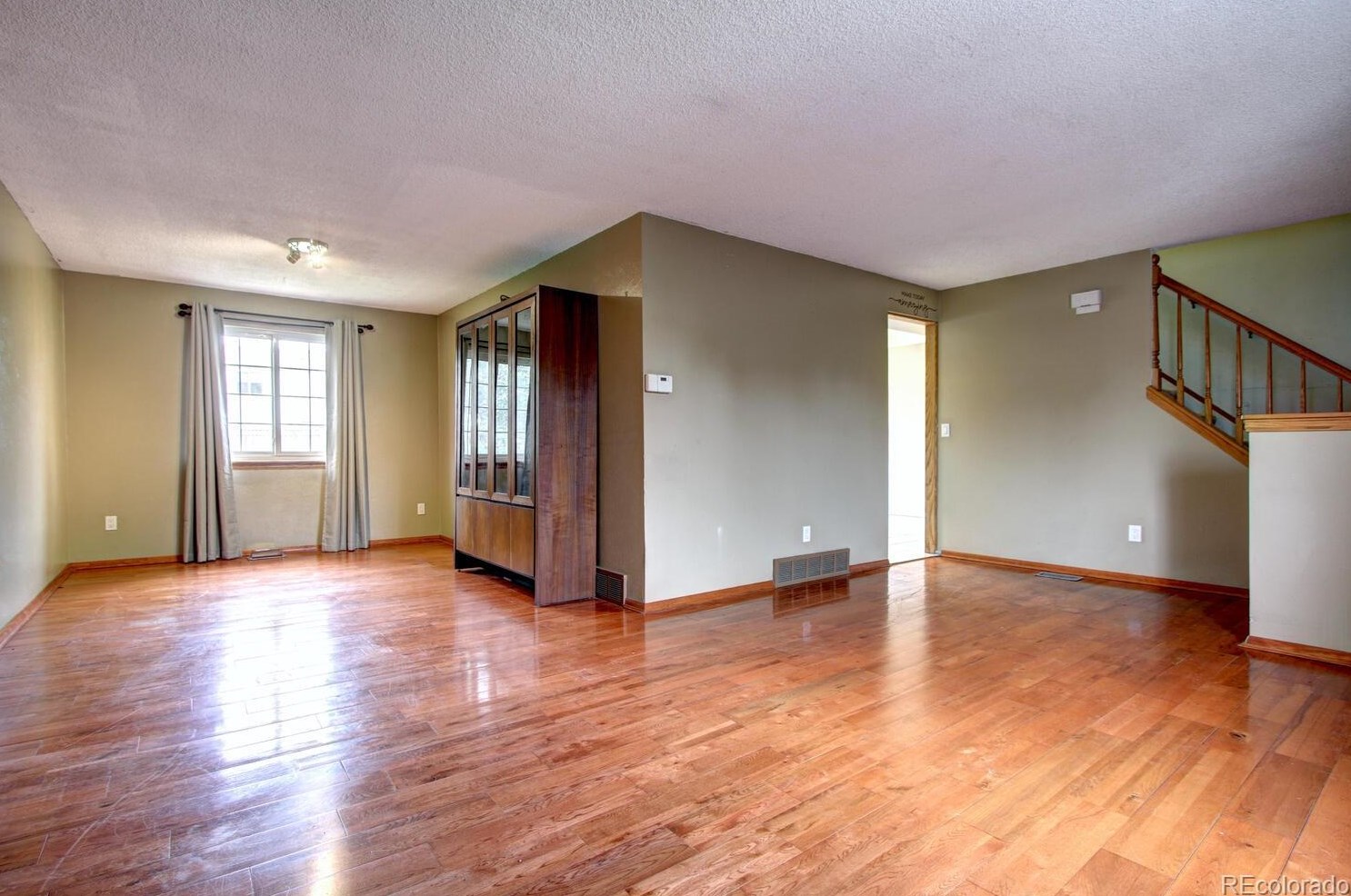 4991 Fld Way, Littleton CO 80127-8528 exterior