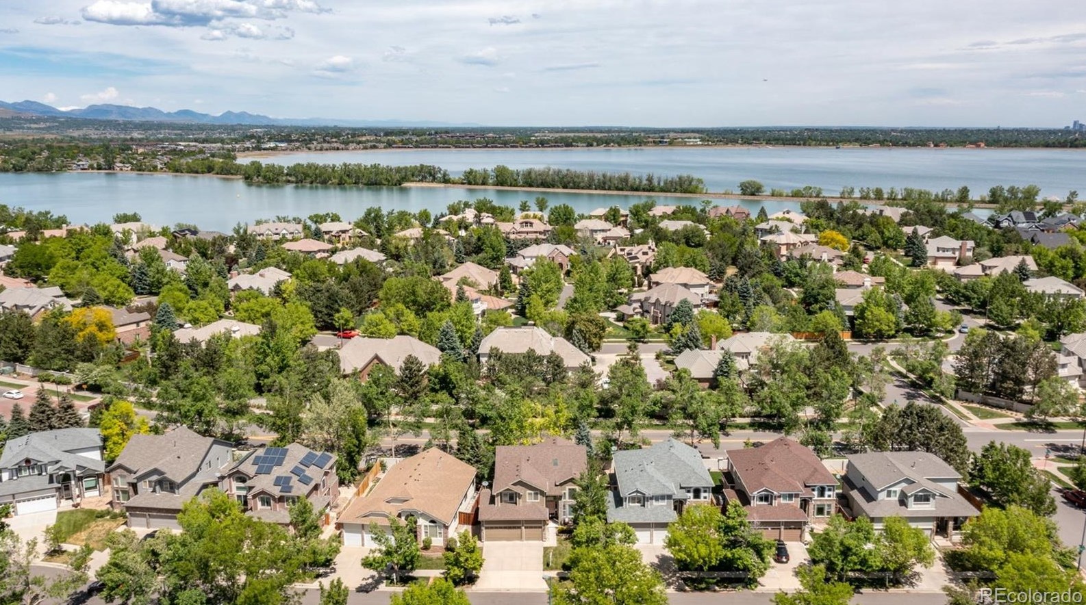 6645 Berry Ave, Littleton CO 80123-0820 exterior