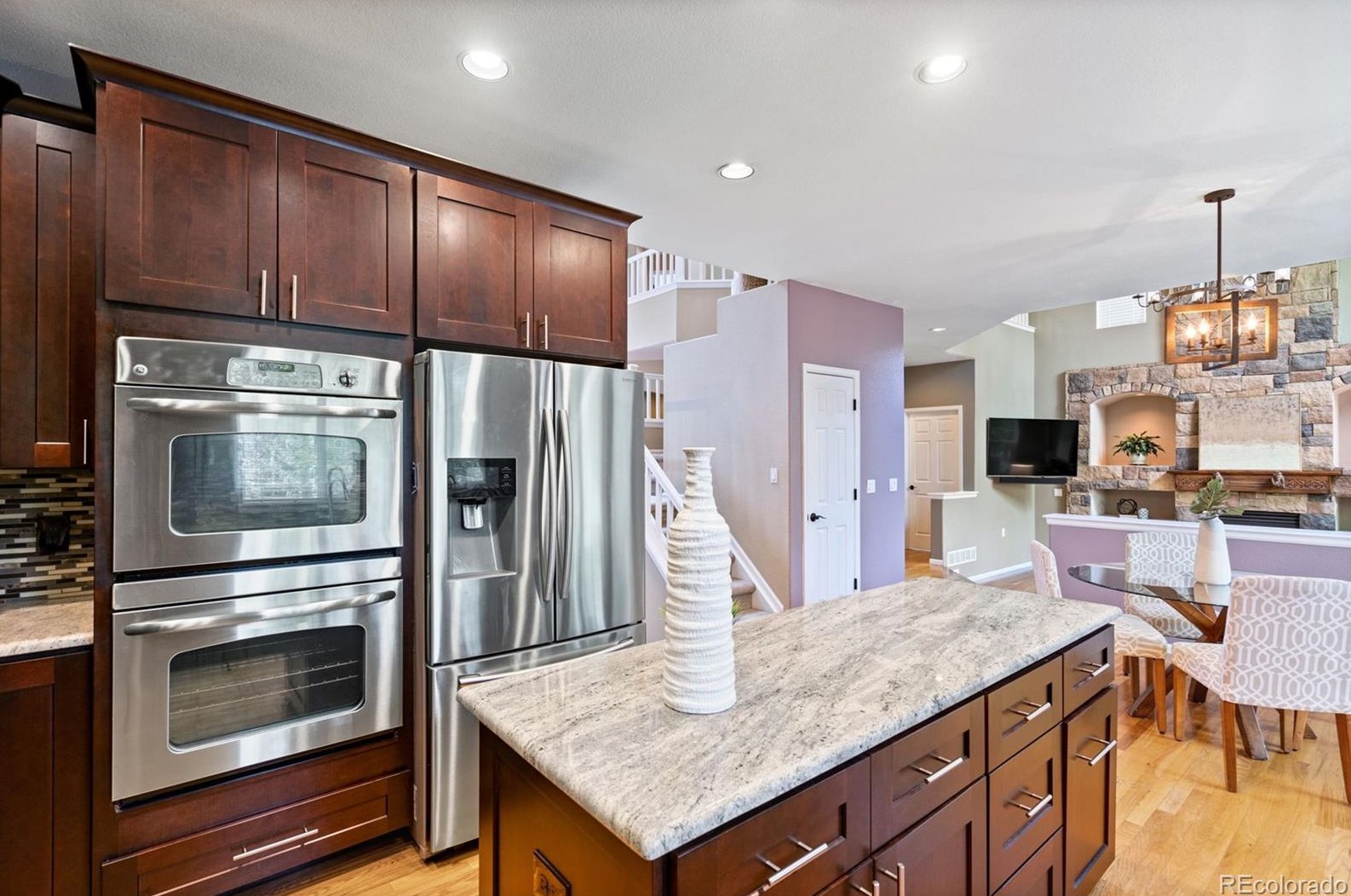 6645 Berry Ave, Littleton CO 80123-0820 exterior