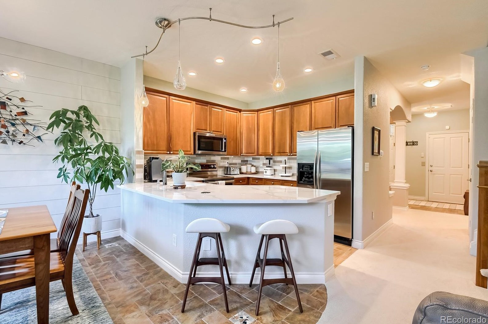 4333 Queen Ct, Littleton CO 80127-3302 exterior