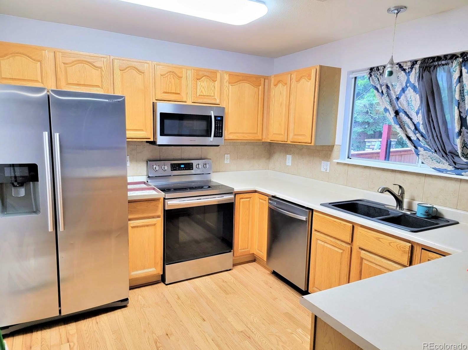 10523 Hyacinth Pl, Littleton CO  80129-4685 exterior