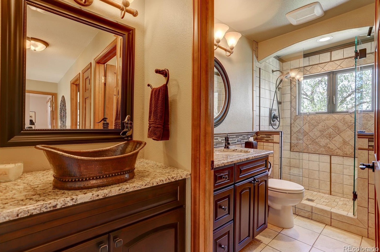 2201 Dry Crk Rd, Littleton CO 80120-8048 exterior