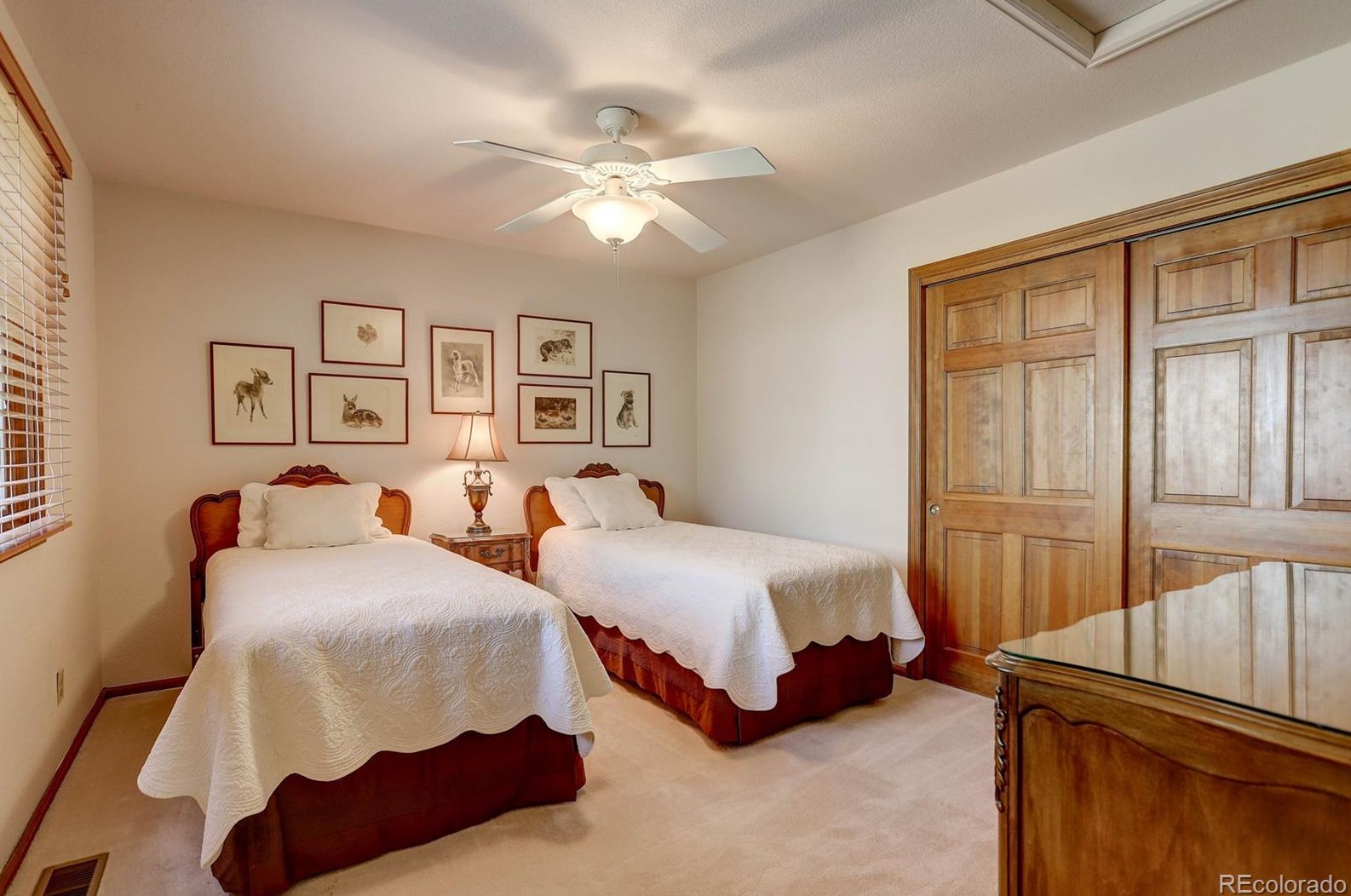 2201 Dry Crk Rd, Littleton CO 80120-8048 exterior