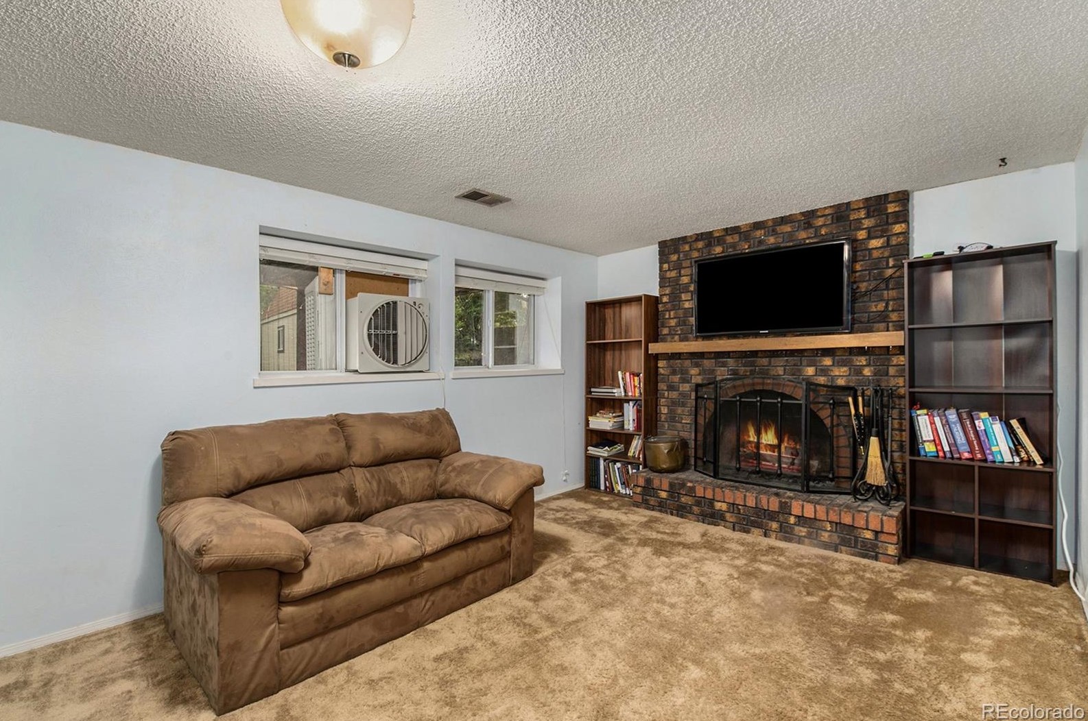 7026 Rowland Ave, Littleton CO 80128-4722 exterior