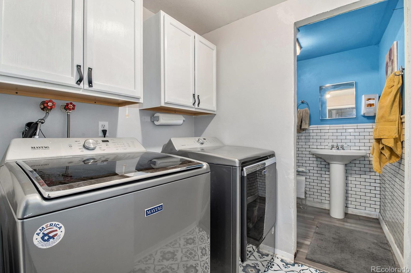 7026 Rowland Ave, Littleton CO 80128-4722 exterior