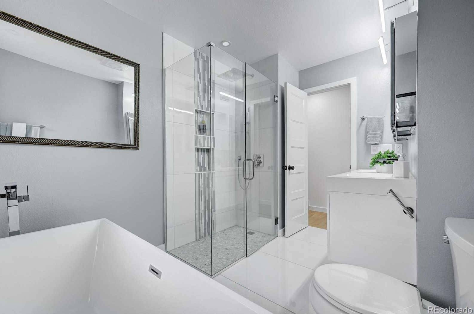 7107 Dudley Dr, Arvada CO  80004-1745 exterior