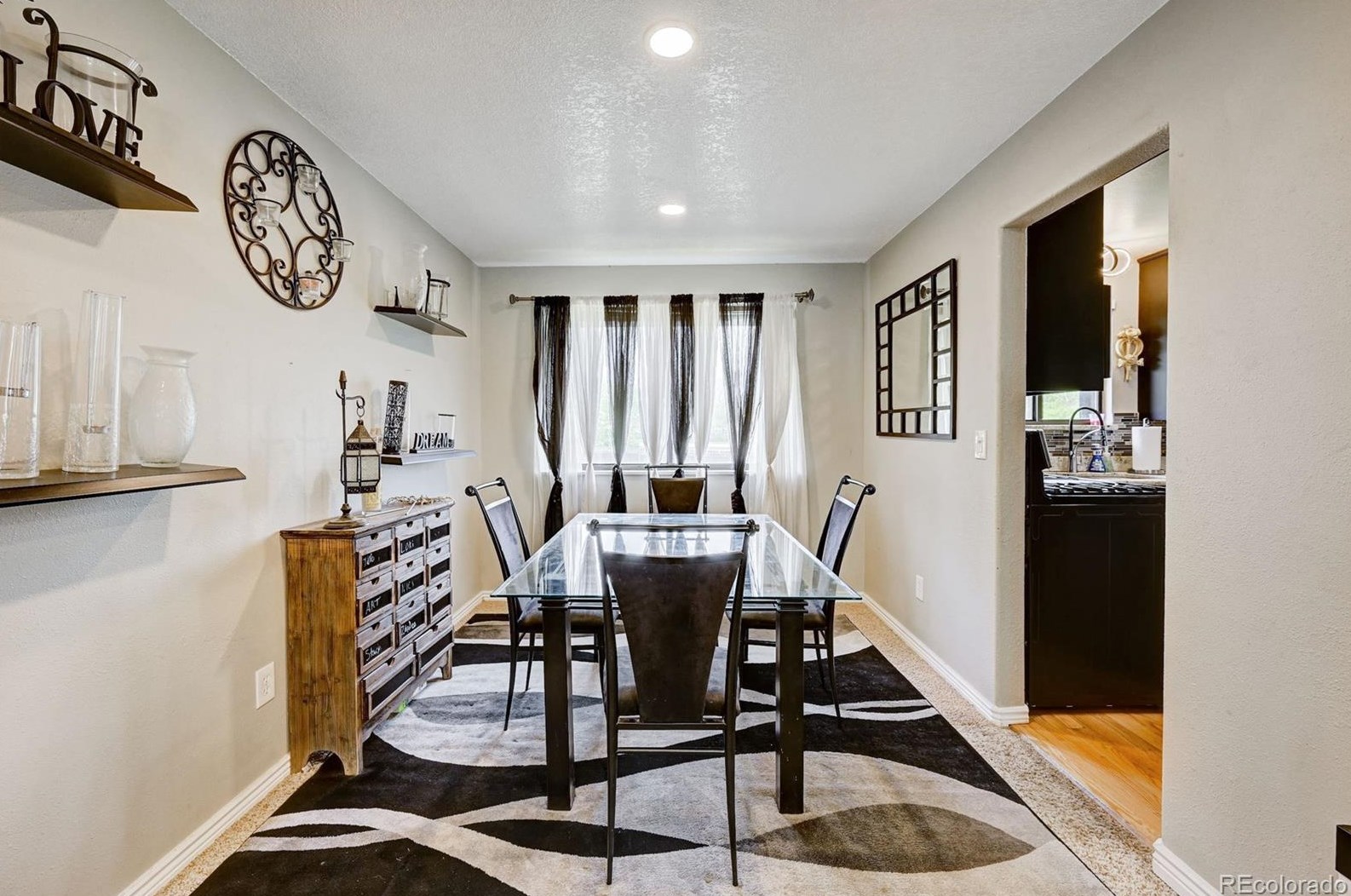 6543 Brentwood Way, Littleton CO 80123-3515 exterior