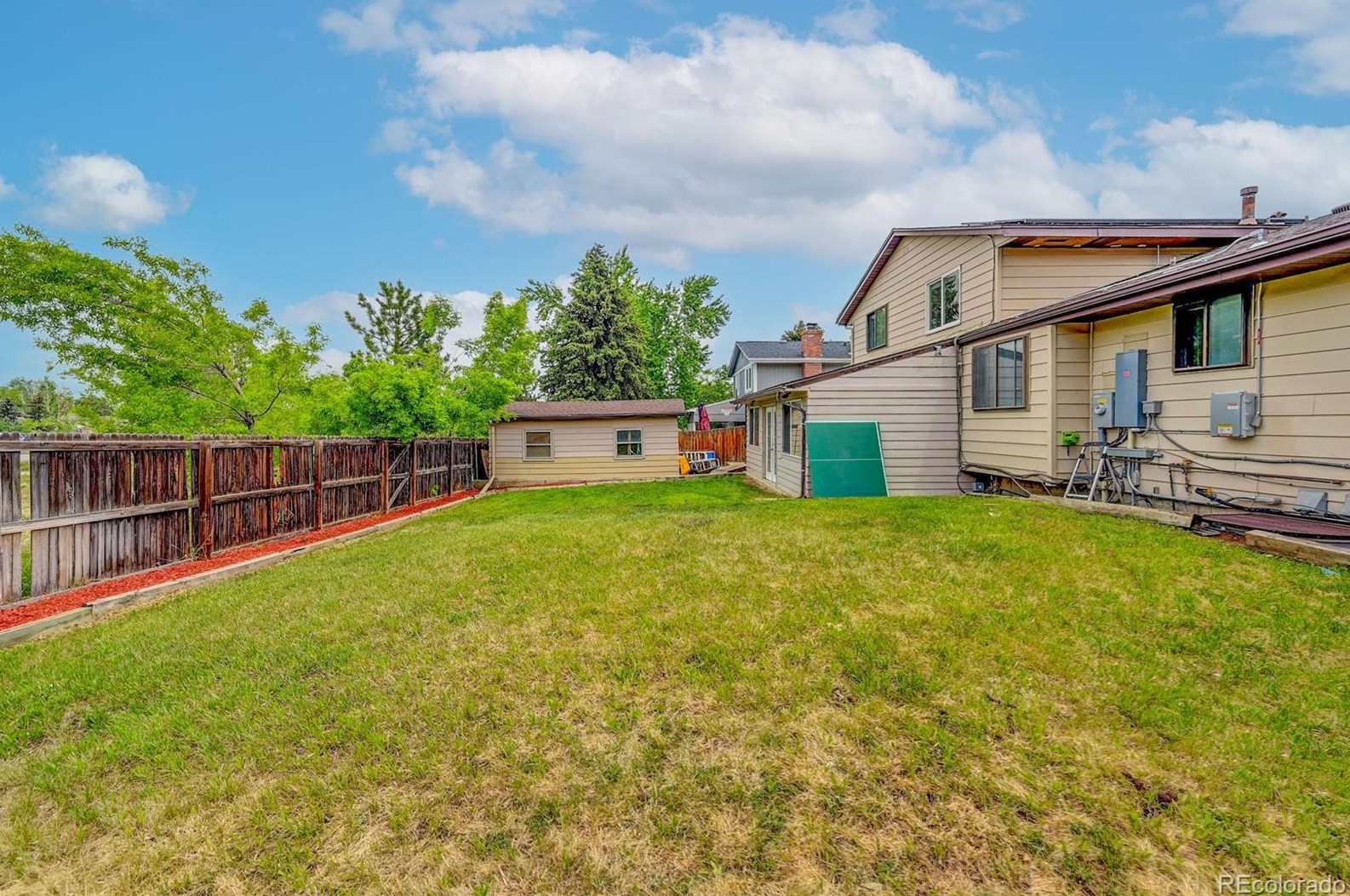 6543 Brentwood Way, Littleton CO 80123-3515 exterior