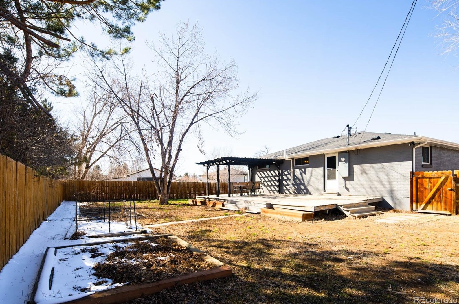 6385 Spotswood Cir, Littleton CO  80120-3149 exterior