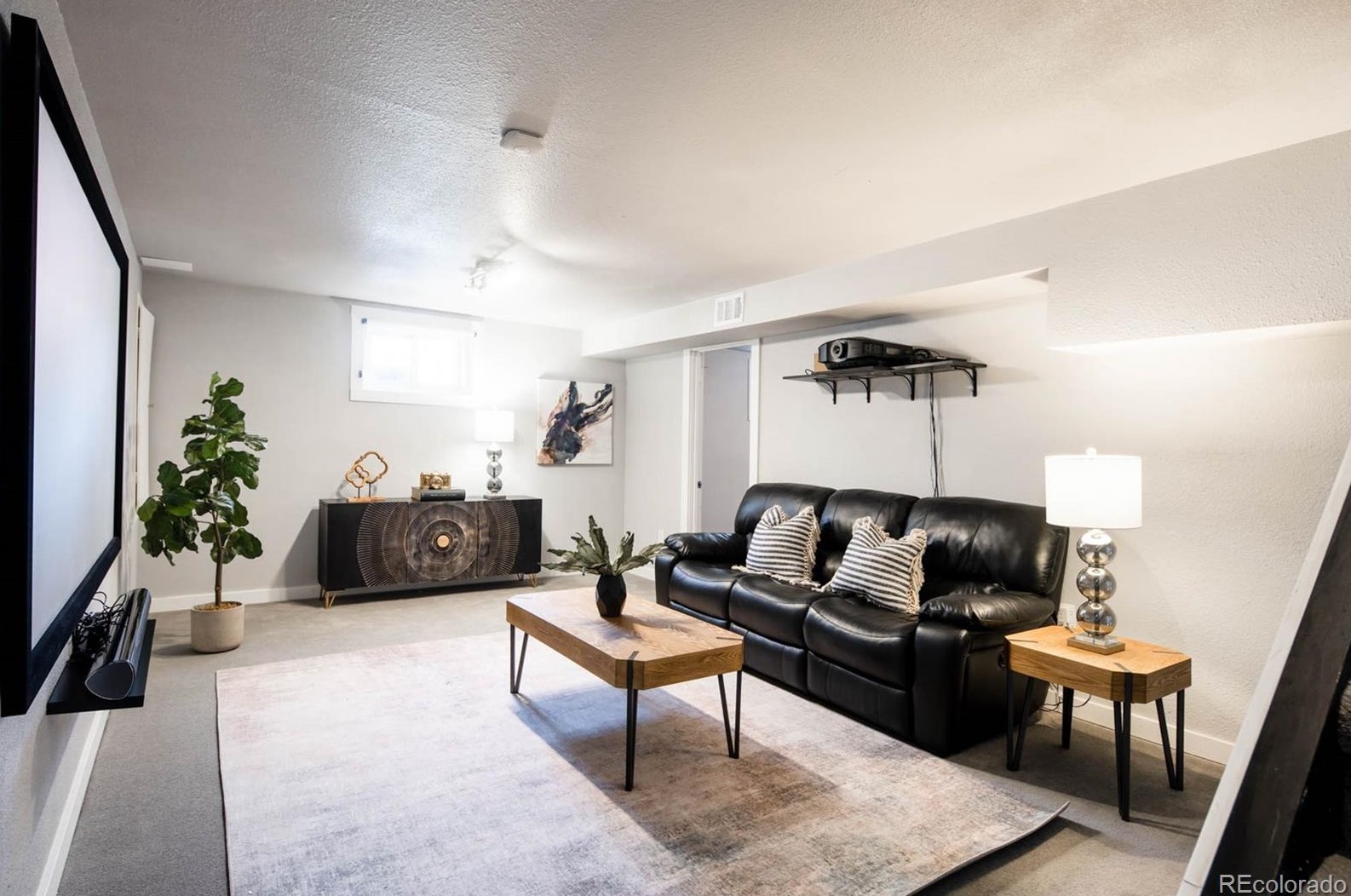 6385 Spotswood Cir, Littleton CO  80120-3149 exterior